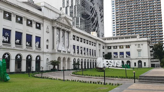  De La Salle University (DLSU Manila)